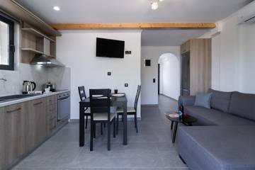 Villa voor 3 Personen in Lefkada Stad, Griekenland, Afbeelding 3