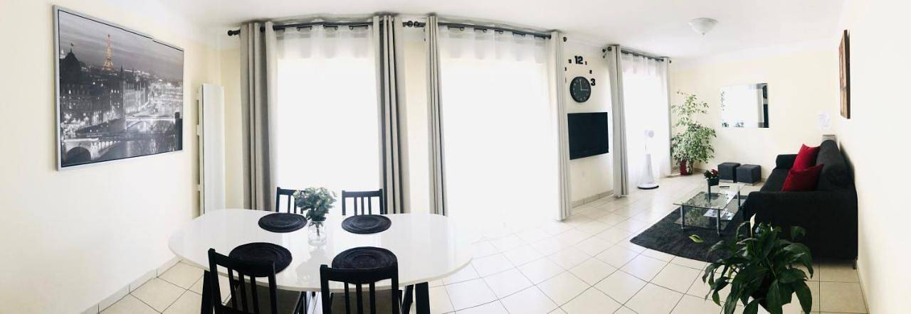 Gîte pour 4 personnes, avec balcon, adapté aux familles à Saint-Julien-en-Genevois - 3