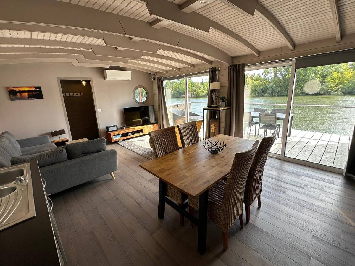 Maison bord de Seine à 20 min de Paris in Villennes-sur-Seine, Yvelines
