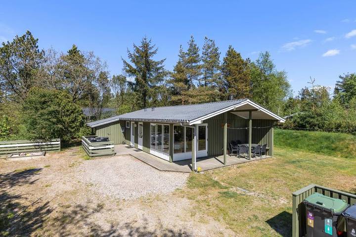 Ferienhaus für 6 Personen, mit Balkon/Terrasse und Sauna in Houstrup Strand