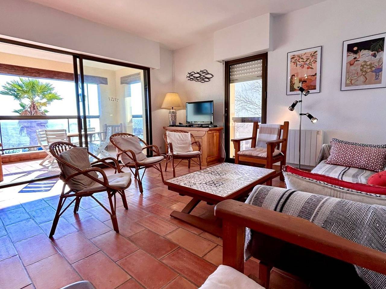 Grande villa familiale 8 pers. avec vue imprenable à Mèze in Mèze, Côte d'Améthyste