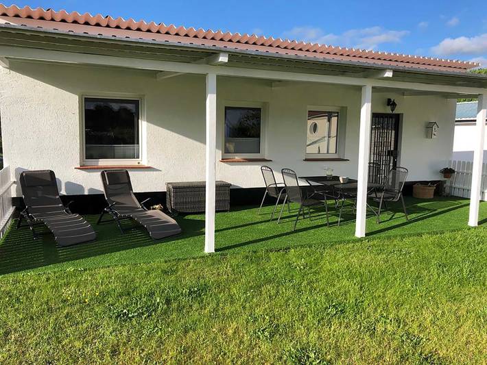 Bungalow für 3 Personen, mit Terrasse und Garten