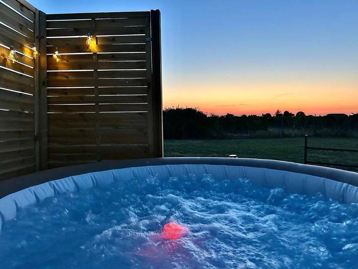 Chambre d’hôte pour 2 personnes, avec Jacuzzi et Terrasse ainsi que Jardin et Vue en Gironde - 4