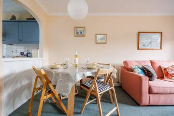 Holiday Rental for 4 People in Poole, Poole Harbour, Photo 2