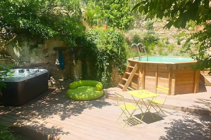 Maison de vacances pour 9 personnes, avec jardin ainsi que balcon et jacuzzi à Castelnaudary