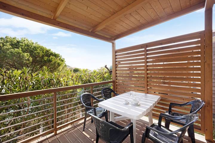 Wohnwagen für 5 Personen, mit Kinderpool und Garten in Ligurien