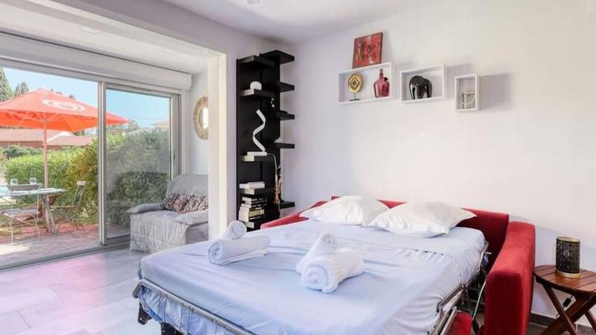 Gîte pour 4 personnes, avec jardin et piscine dans Plage Saint-Clair - 4