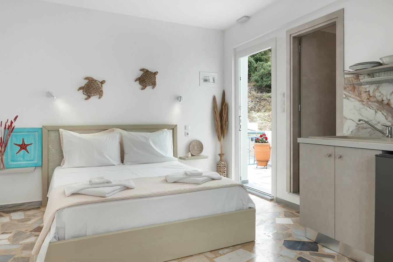 Appartement entier, Appartement 'Double Studio No 10' avec balcon et Wi-Fi in Panormos, Kalymnos