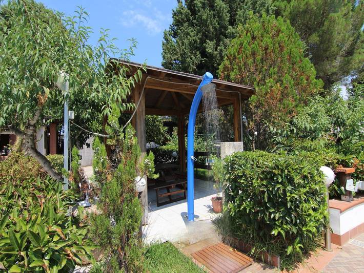 Casa vacanza per 6 persone, con piscina e balcone, adatto a famiglie con bambini a Partinico