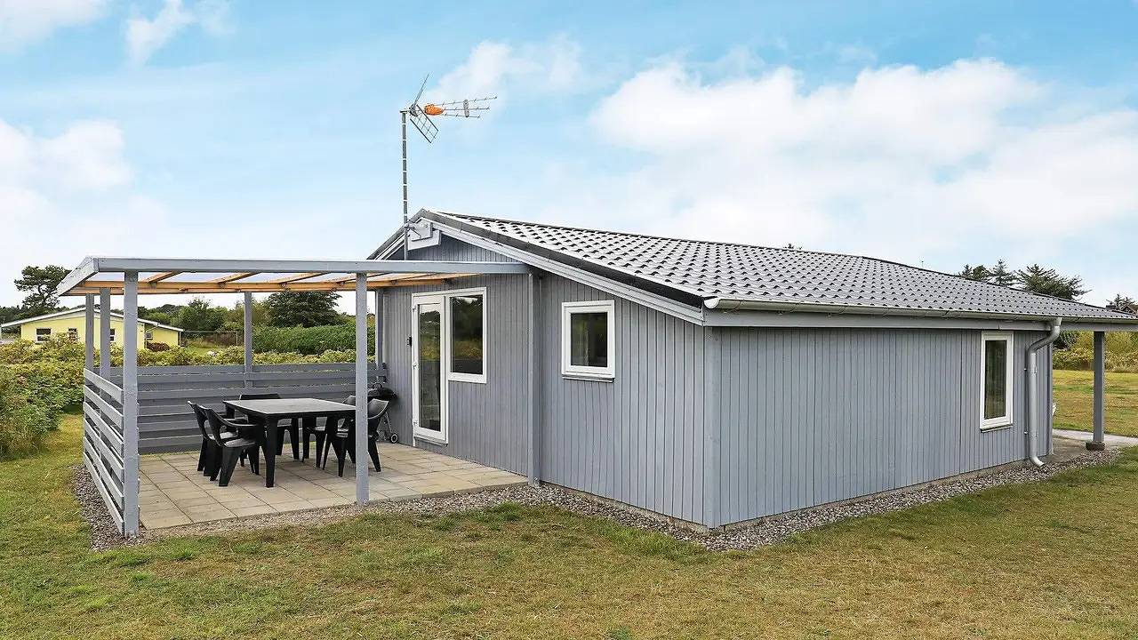 Feriehus for 6 personer med terrasse in Sæby, Nordøstjylland