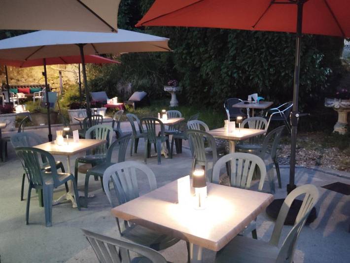 Location de vacances pour 4 personnes, avec jardin, adapté aux familles à Lépin-le-Lac - 4