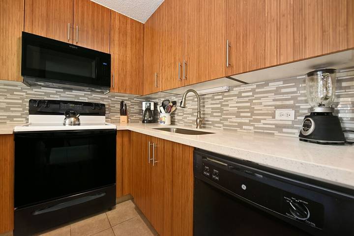 Ferienwohnung für 2 Personen, mit Pool und Whirlpool sowie Garten auf Hawaii