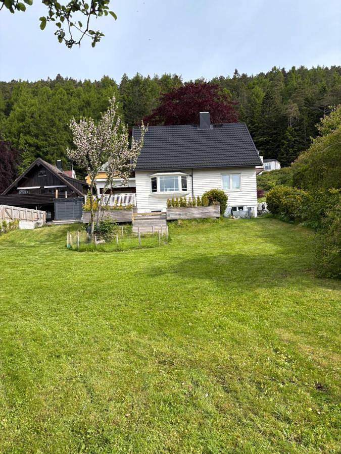 Villa für 9 Personen, mit Pool und Garten sowie Ausblick, mit Haustier in Ålesund - 2