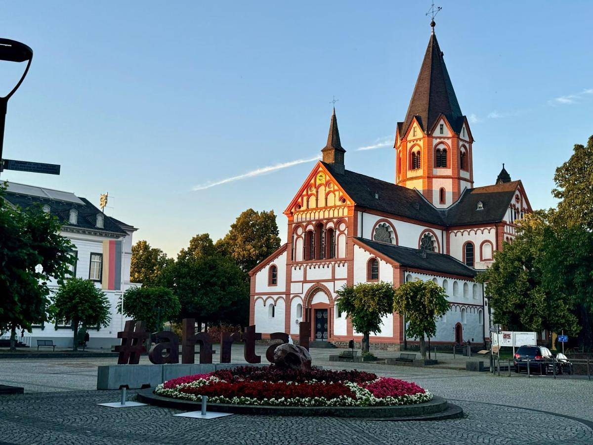 Double Room with Private Bathroom in Sinzig, Ahrtal