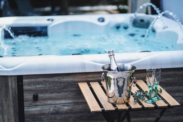Maison de vacances pour 6 personnes, avec Jacuzzi ainsi que Terrasse et Jardin