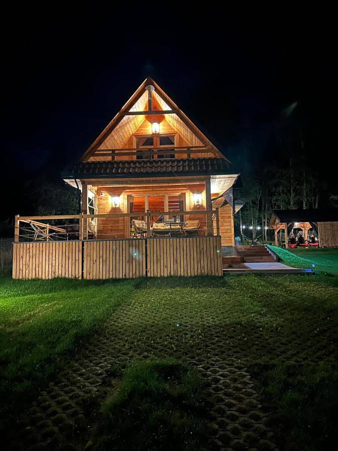 Casa de vacaciones para 8 personas, con sauna además de vistas y jardín - 1