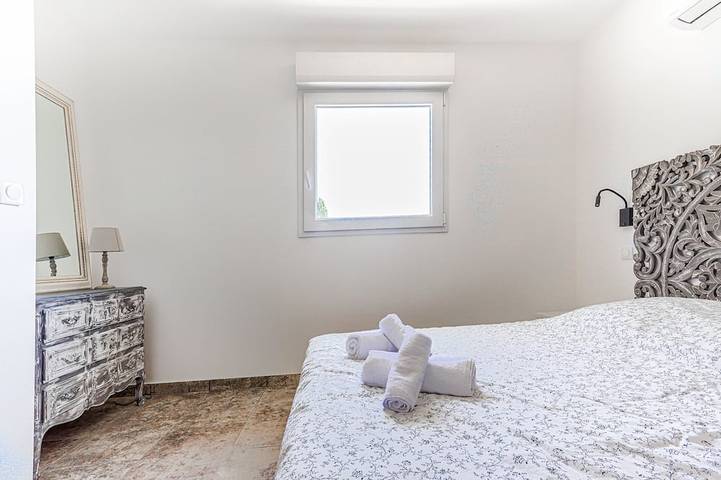 Ferienhaus für 4 Personen, mit Terrasse und Garten in Nizza - 2