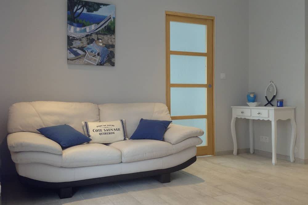 Appartement entier, Appartement en rez de chaussée spacieux avec jardin clos exposé plein sud in Saint-Malo, Région de Saint-Malo