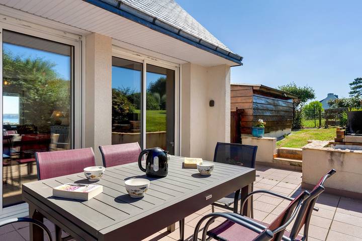 Ferienhaus für 8 Personen, mit Garten