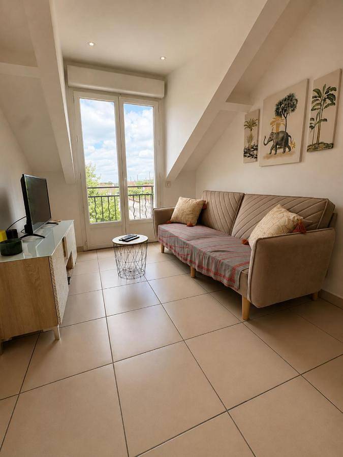 Appartement de vacances pour 5 personnes, avec balcon, animaux acceptés à Sartrouville