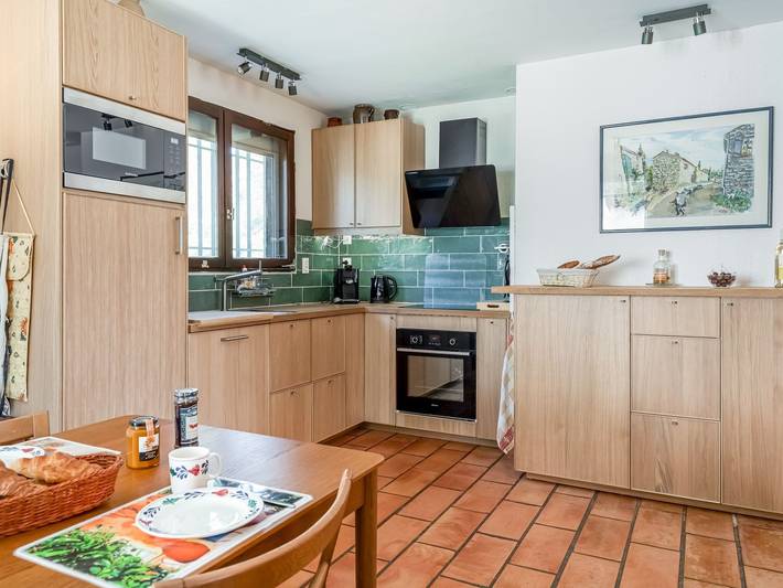 Location de vacances pour 6 personnes, avec terrasse et piscine, animaux acceptés à Prades-sur-Vernazobre - 3