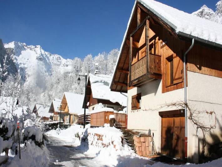 Chalet pour 11 personnes, avec balcon, animaux acceptés dans Les Deux Alpes - 2