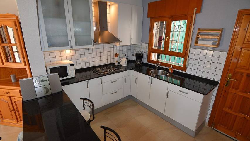 Casa rural para 4 personas, con jardín además de piscina y jacuzzi en Rojales - 3