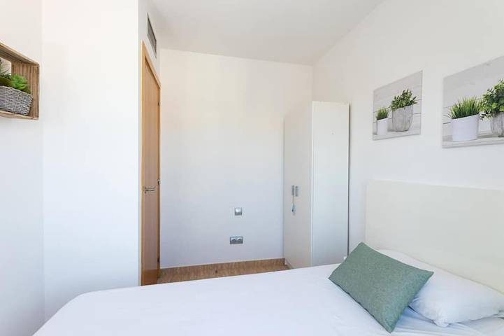 Ganze Wohnung, 25km From Barcelona Front beach apartment.mat17 in Mataró, Costa del Maresme