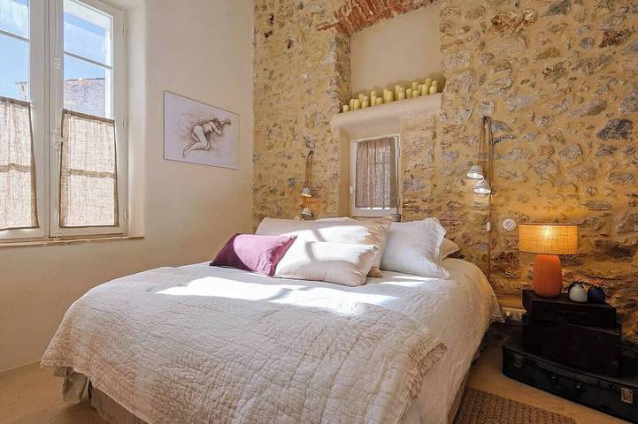 Ganze Wohnung, Historic 3Br Village Home | 2 Terraces | Beach 15min drive in Ollioules, Mittelmeerküste (Frankreich)