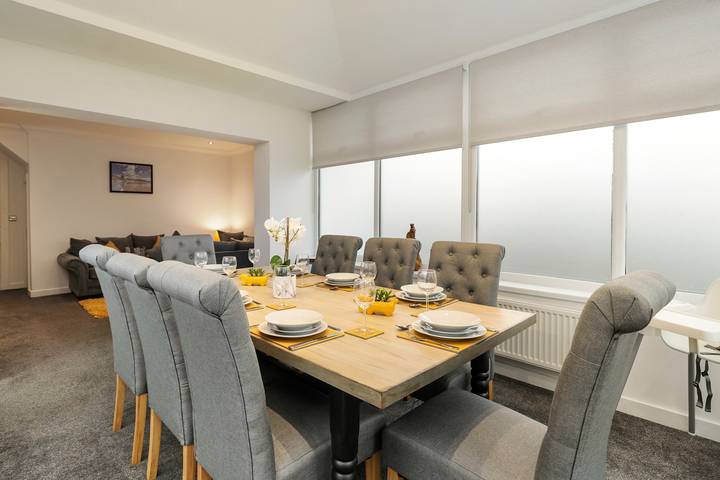 Plas Gwyn - Large Cottage, Walk to Beach in Saundersfoot, Pembrokeshire
