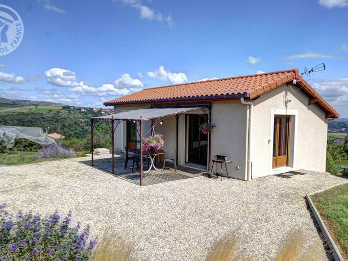 Gîte pour 3 personnes, avec Terrasse et Jardin