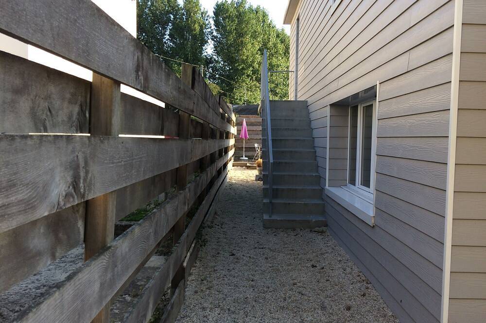 Entire apartment, Quai Est 2p, 100m from Gold Beach in Ver-sur-Mer, Côte de Nacre