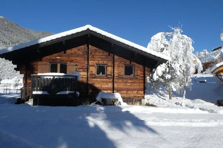 Maison pour 4 personnes, avec jardin et sauna ainsi que terrasse et jacuzzi, animaux acceptés à La Ferrière