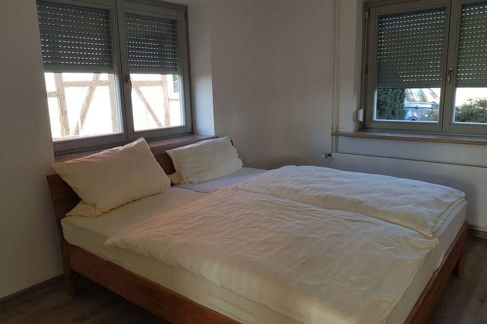 Ganze Wohnung, Ruhige Ferienwohnung 8a (62m²) mit Terrasse - Gasthaus Winkelvoß in Einbeck, Niedersachsen