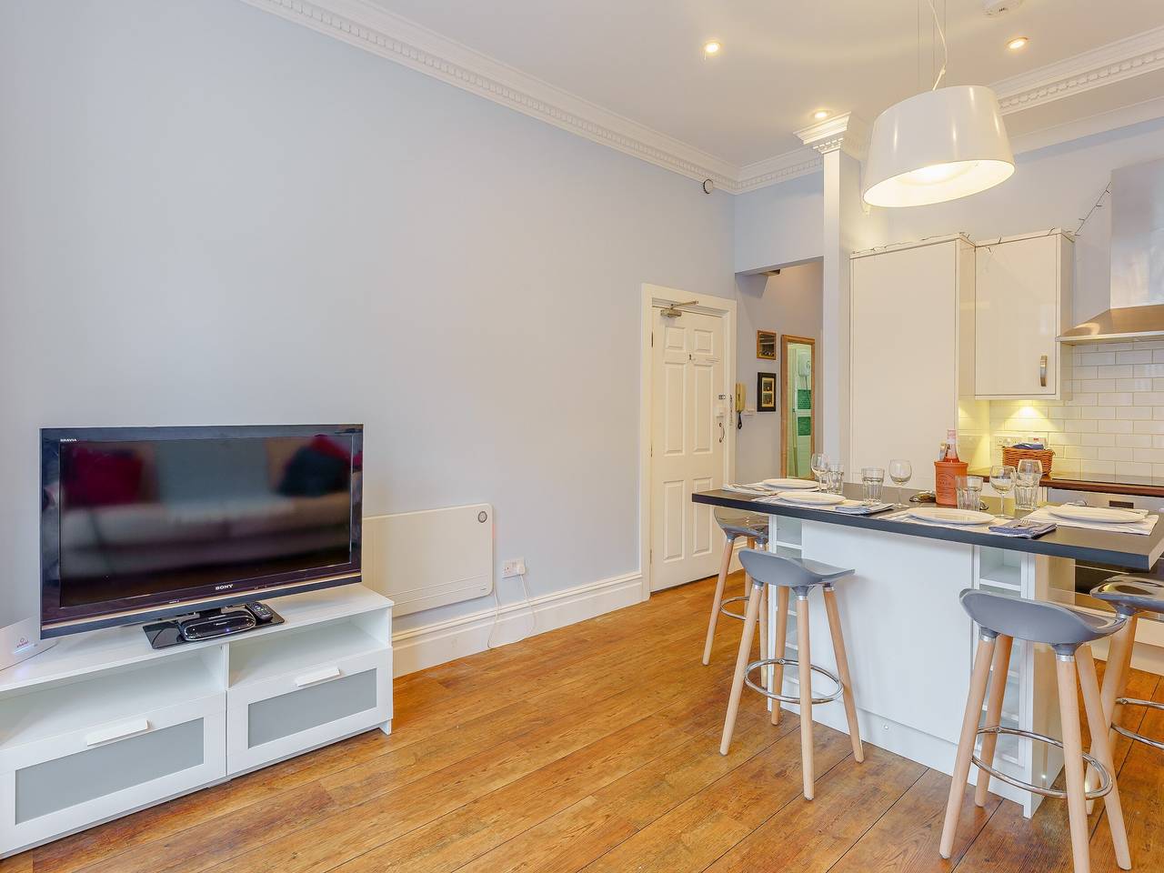Viking Bay Apartment in Botany Bay, Kent