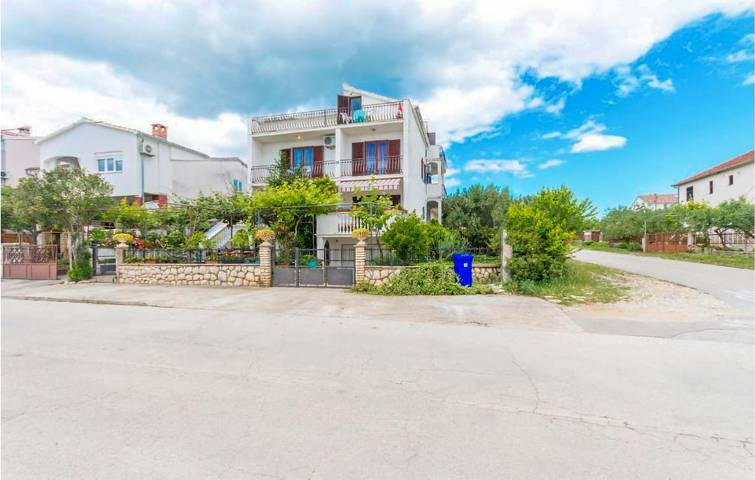 Ferienwohnung für 2 Personen, mit Terrasse in Biograd na Moru