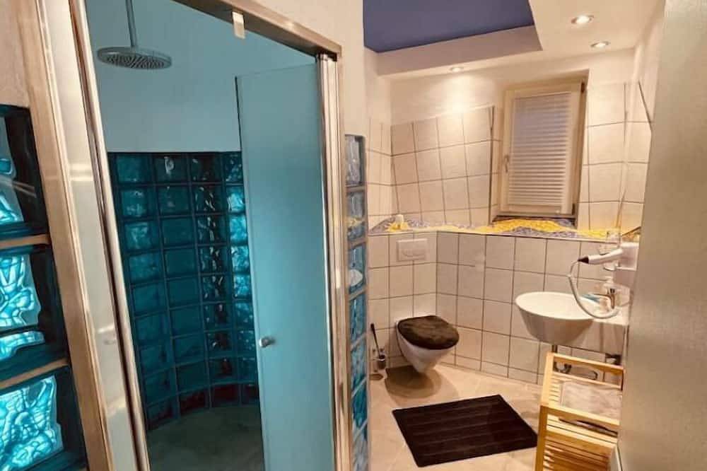 Ganze Wohnung, Gemütliche Ferienwohnung mit Garten in Mastershausen, Hunsrück