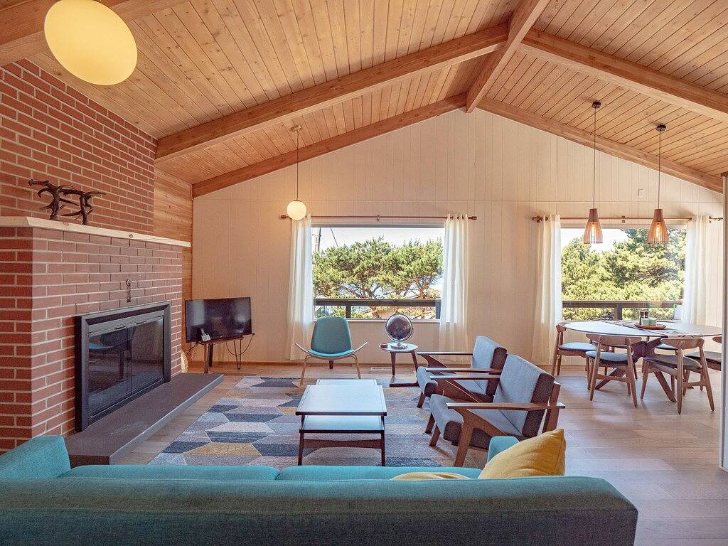 Vacation House for 6 Guests in Oregon Coast, Oregon