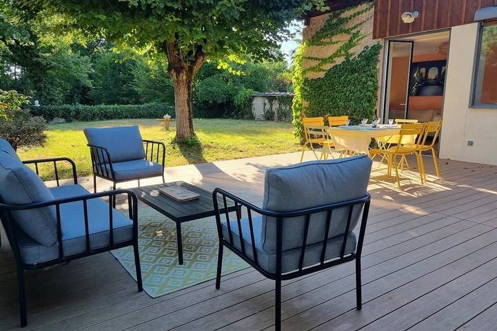 Location de vacances pour 6 personnes, avec Jardin dans Thoissey