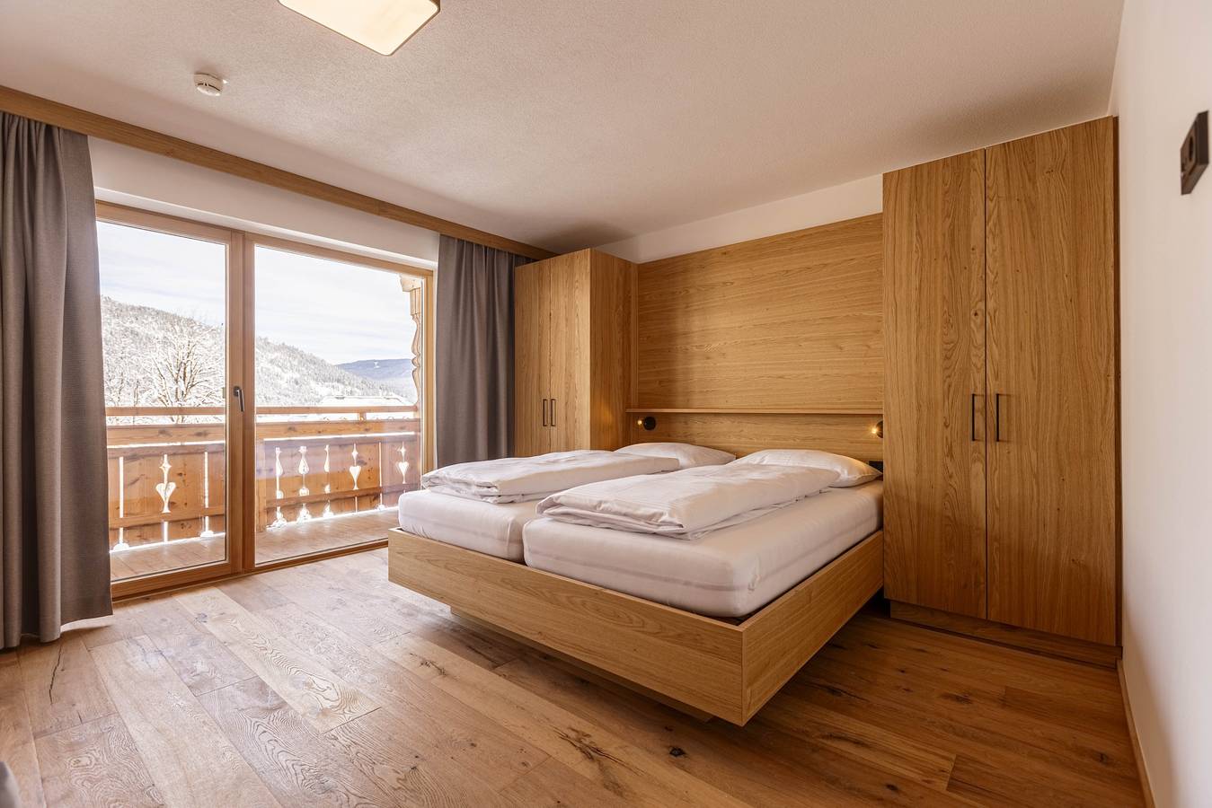 Ganze Wohnung, Superior Ferienwohnung mit 2 Schlafzimmern für 4 Personen in Lechtaler Alpen, Lermoos