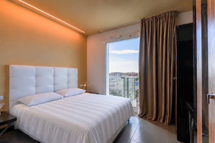 Ganze Wohnung, Ferienwohnung für 4 Personen mit Terrasse in Viserbella, Rimini