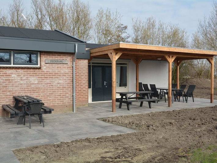 Ferienhaus für 6 Personen, mit Terrasse und Garten in Serooskerke - 2