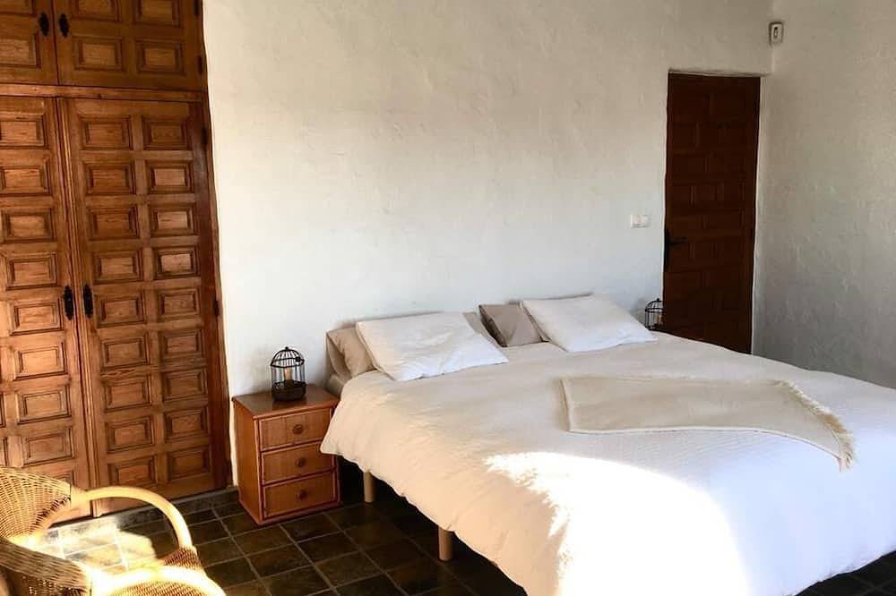 Cozy luxury villa and private pool and countless relaxing places to enjoy sun in Ciudad Quesada, Rojales