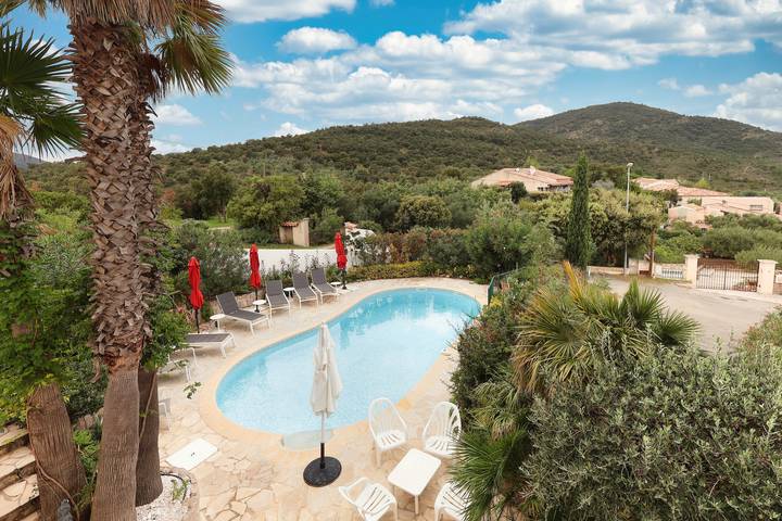 Villa pour 8 personnes à Roquebrune-sur-Argens