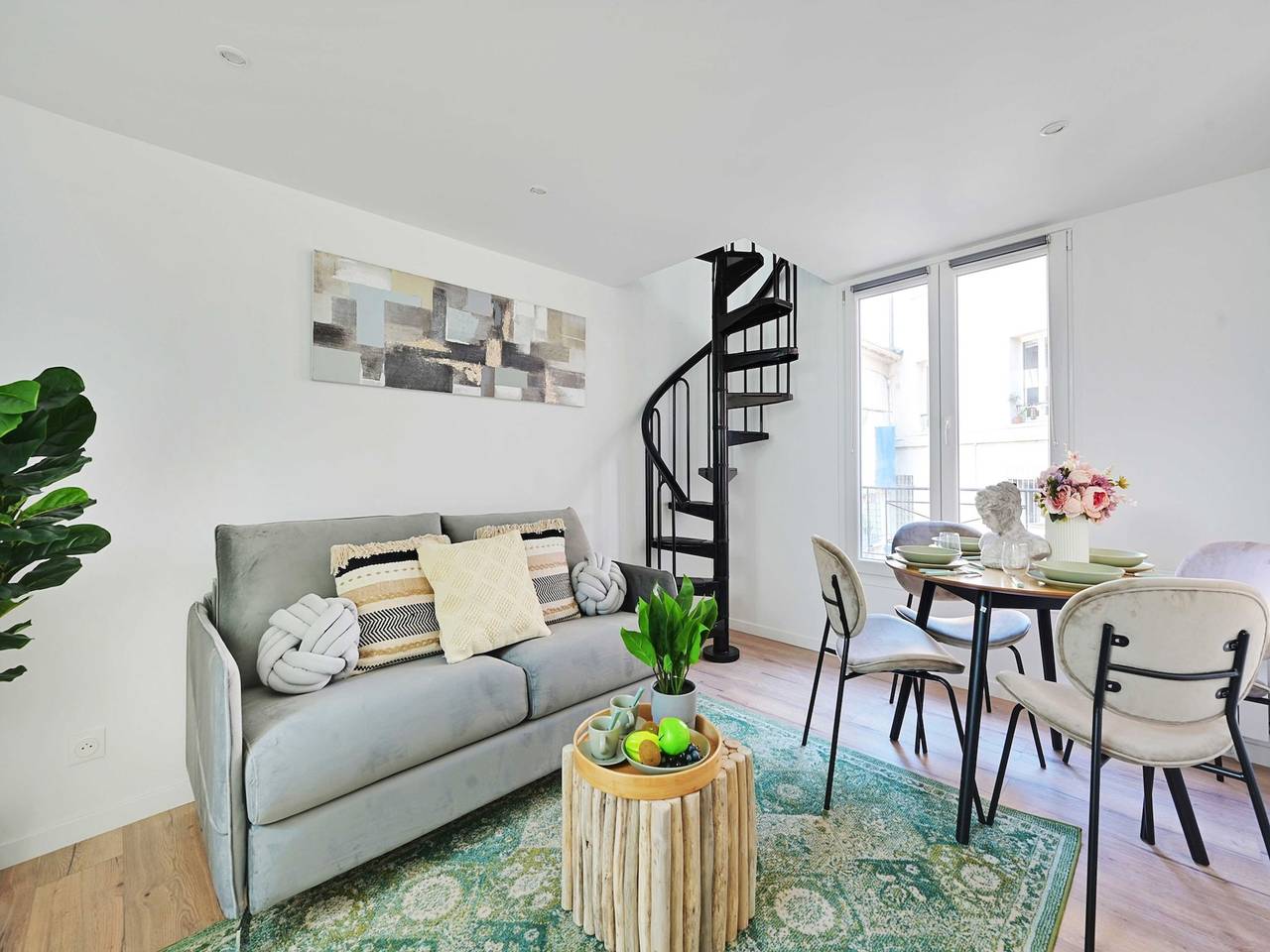 Entire apartment, Charming studio - 1Br/4P- Kremlin-Bicêtre in Le Kremlin-Bicêtre, Val-de-Marne