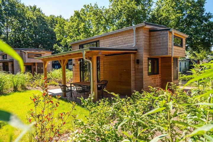 Chalet voor 4 personen, met tuin aan het Veluwemeer
