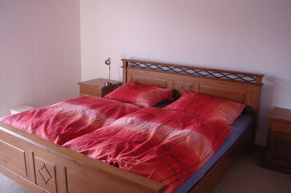 Ruhige Lage, freier Bergblick,1 Ofen,1 Kamin, Whirlpool&Sauna,15min z. Skigebiet in Albula (Graubünden), Plessur Alpen