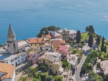 Gîte pour 4 personnes, avec terrasse à Moneglia