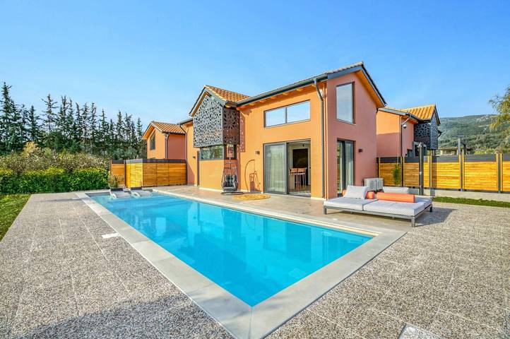 Villa pour 4 personnes, avec jardin dans Ligia