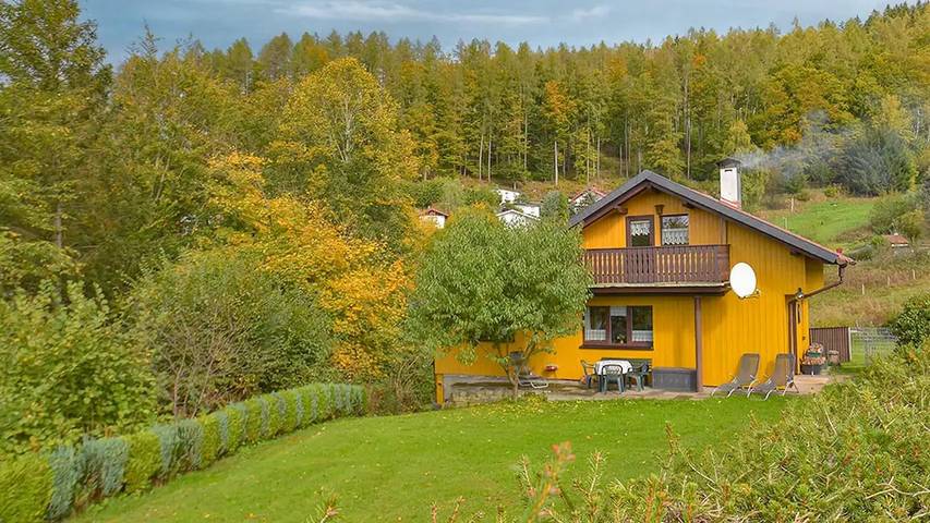 Ferienhaus für 4 Personen, mit Garten in Steinbach-Hallenberg